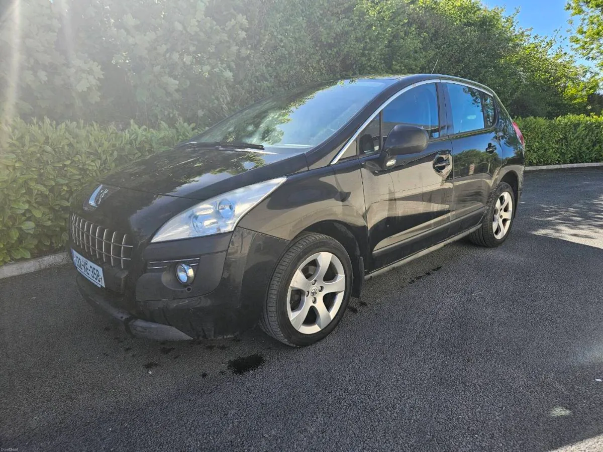 Peugeot 3008 Auto Dsl. Full service history. - Image 1