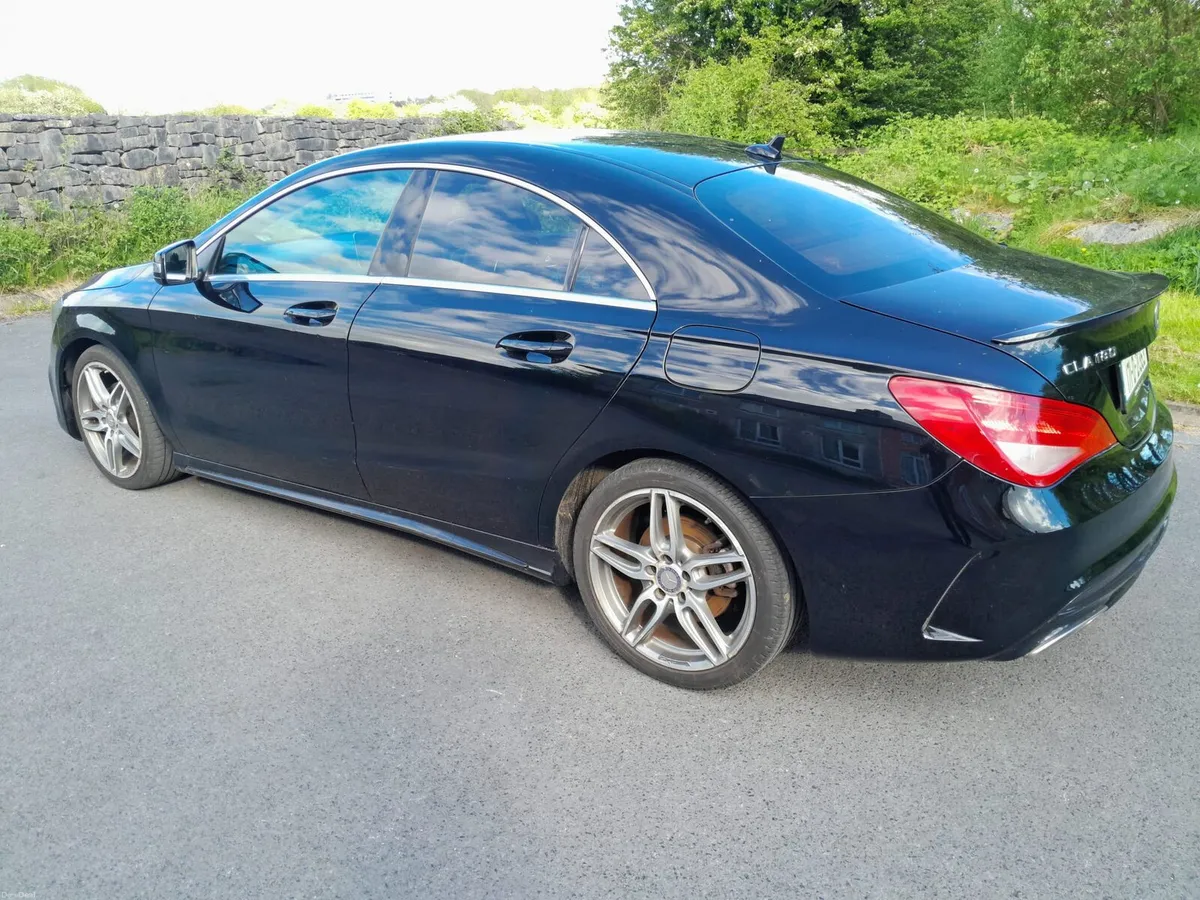 2017 Mercedes CLA - Image 4