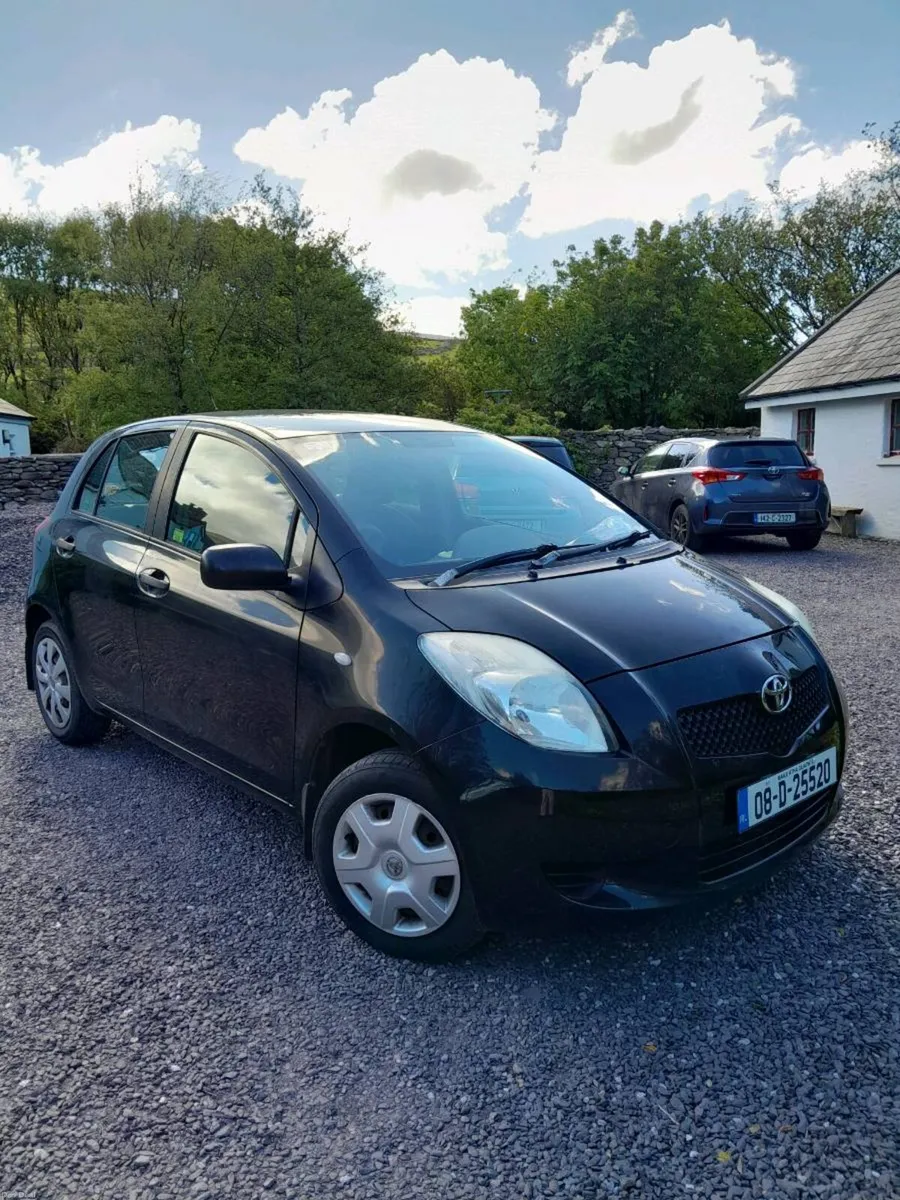 2008 Toyota Yaris - Image 1