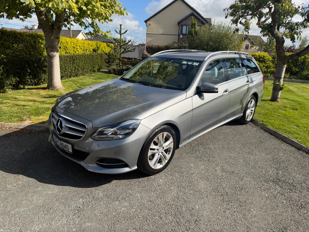 2013 Mercedes-Benz E-Class estate AS NEW - Image 1