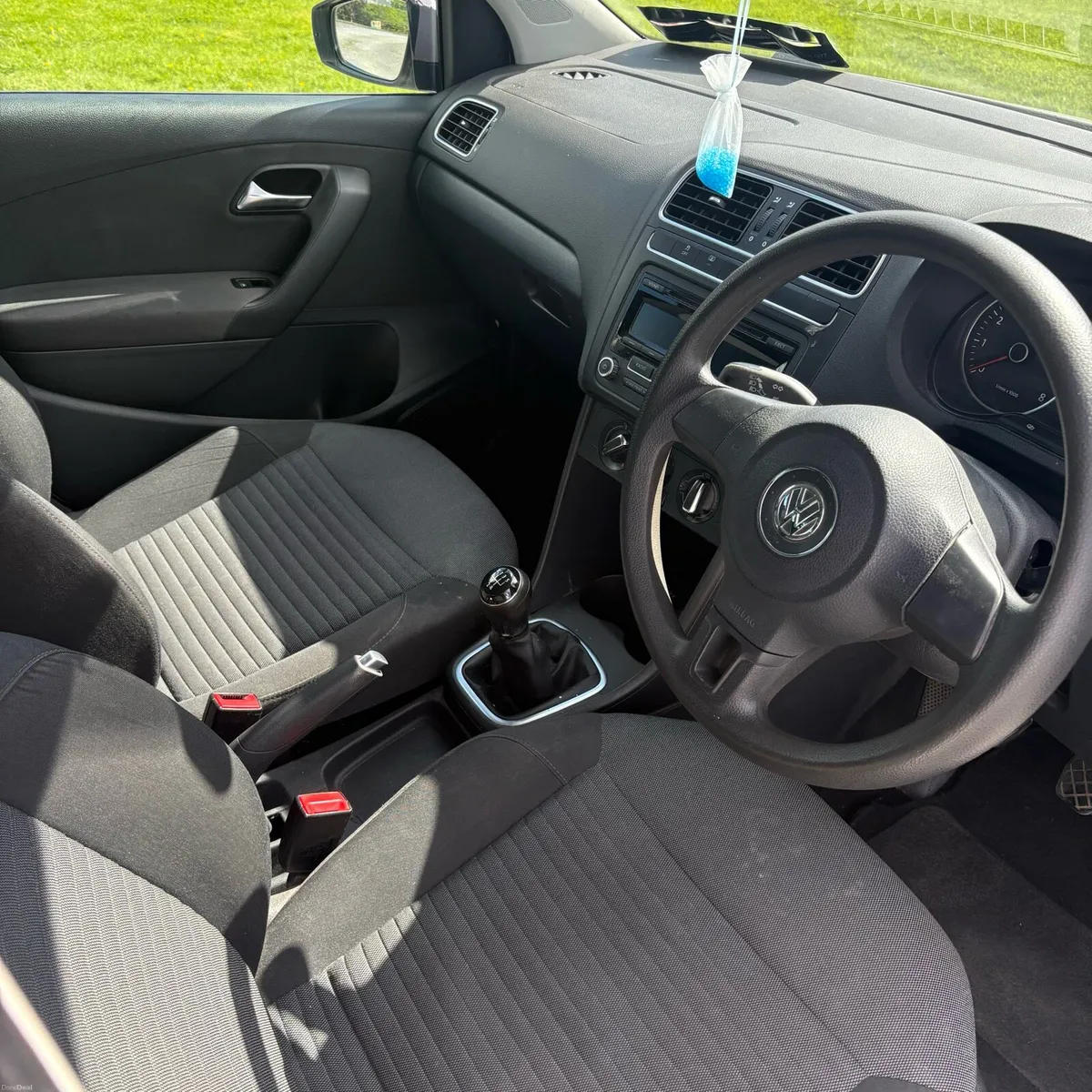 Volkswagen polo 1.2L Petrol - Image 4