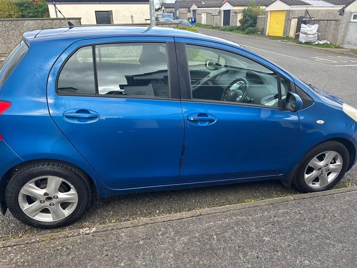 Toyota Yaris Automatic - Image 3