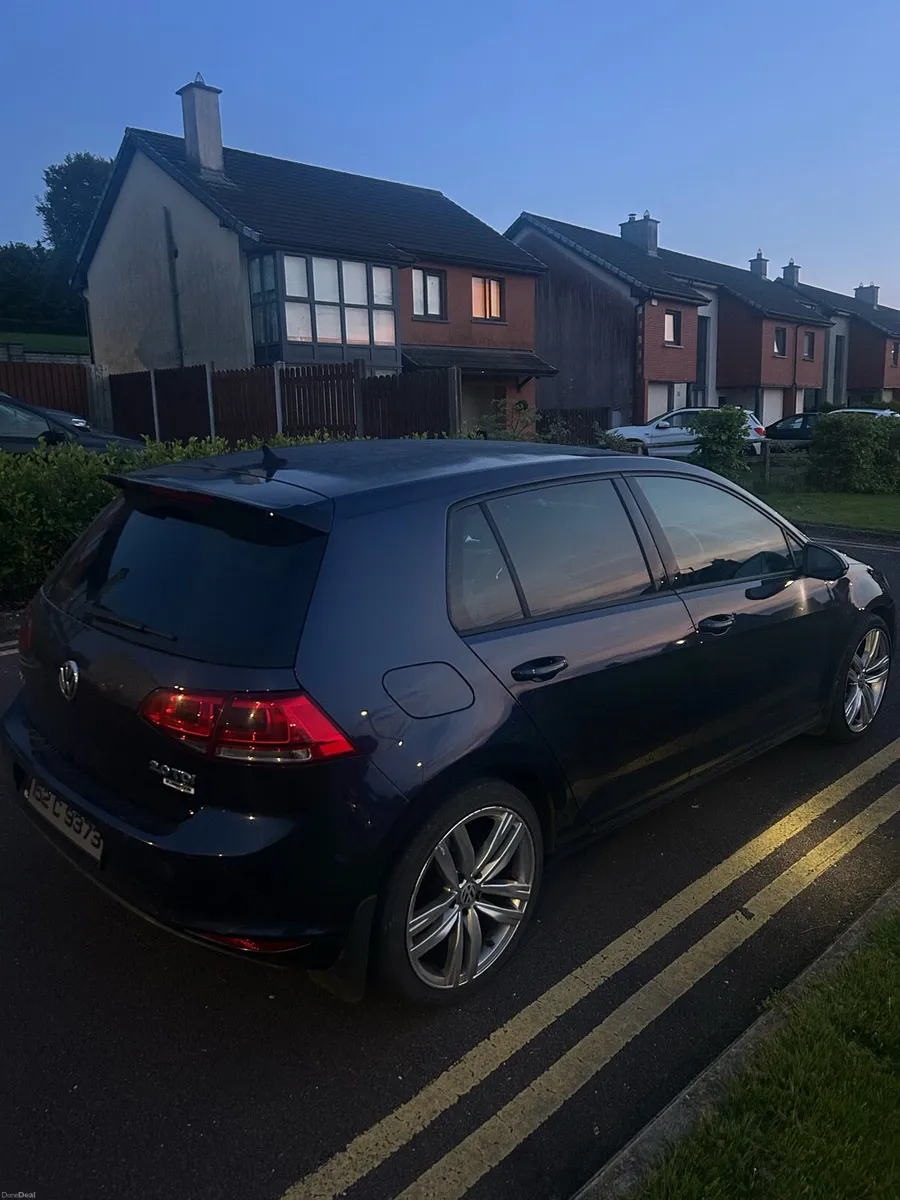 Volkswagen Golf - Image 2