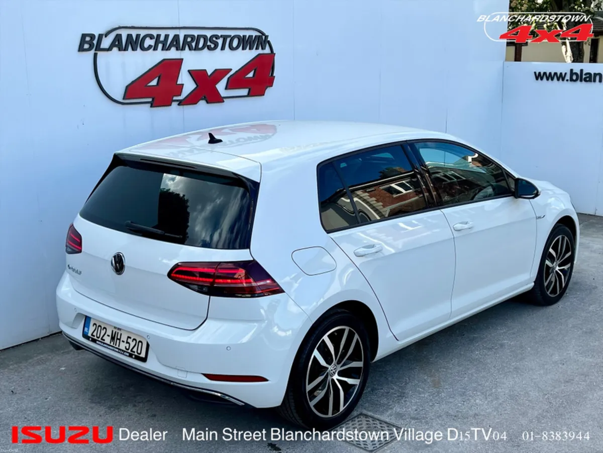 Volkswagen e-Golf ZERO EMISSION STUNNING CAR - Image 2