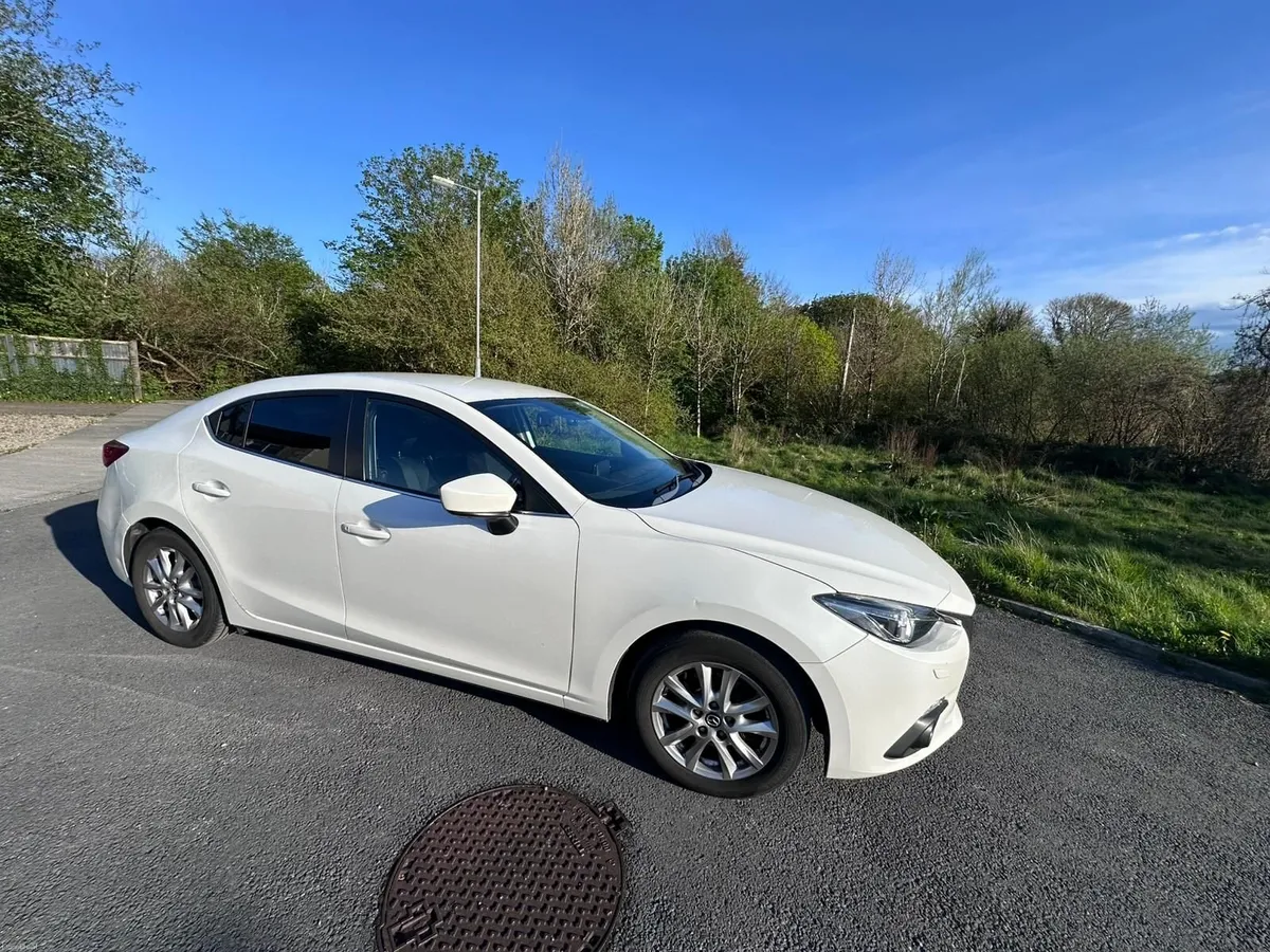 152 Mazda 3 Executive SE Irish spec - Image 3