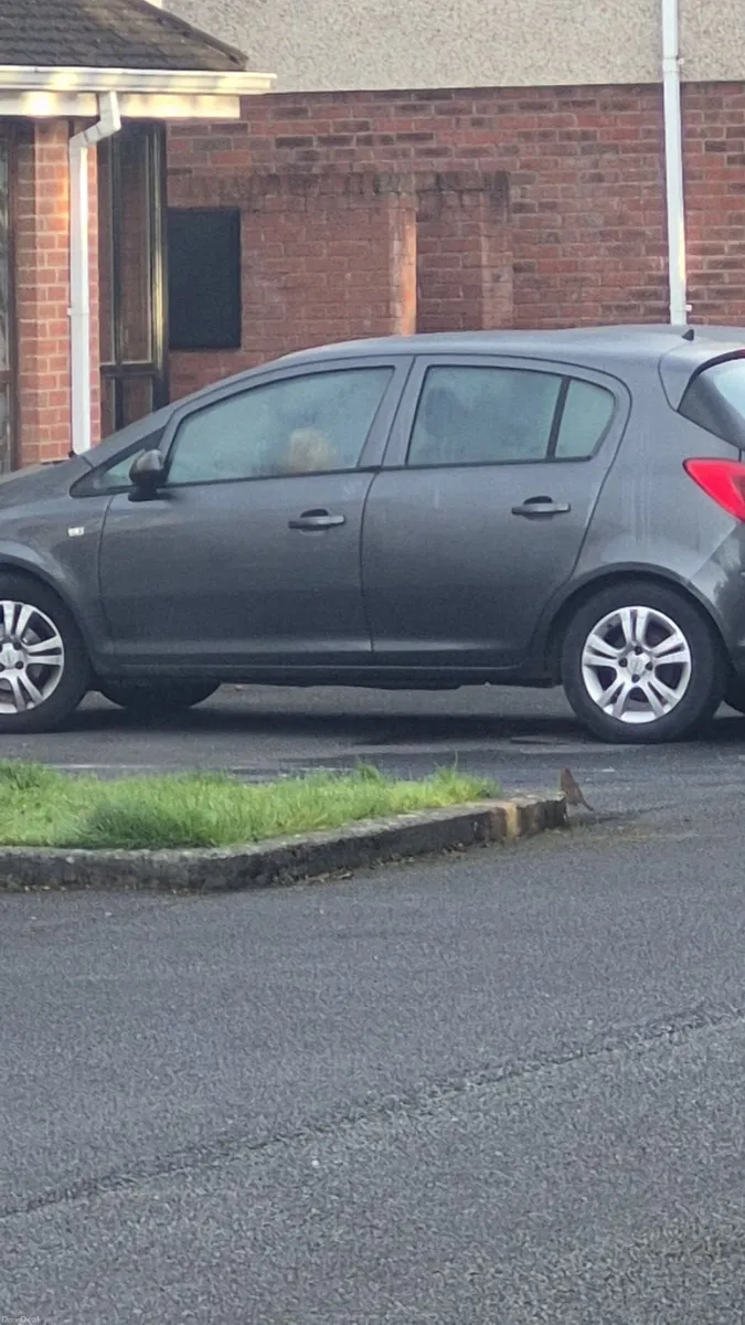 Opel Corsa 2010 - Image 3