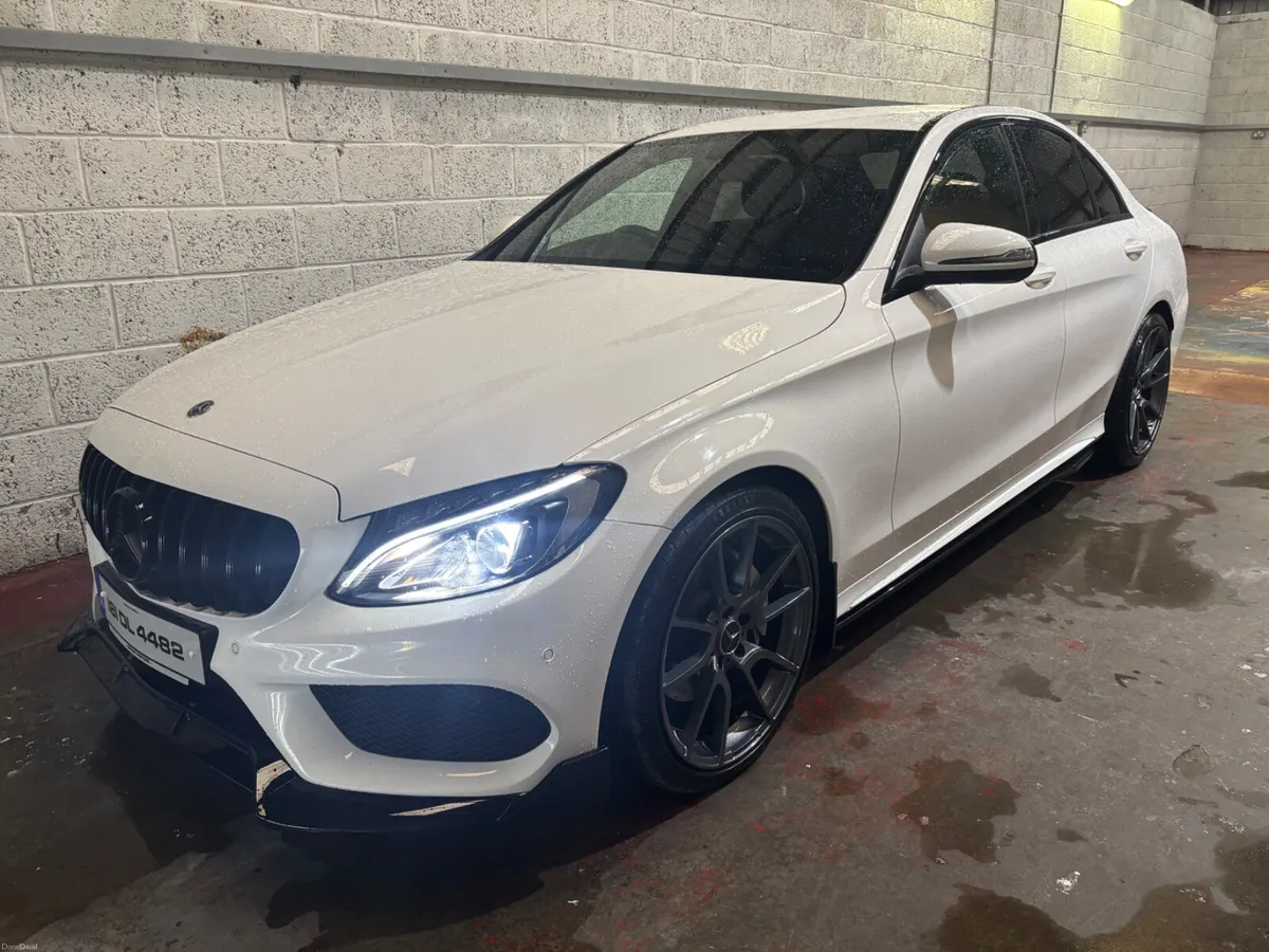 Mercedes-Benz C-Class 2018 - Image 4