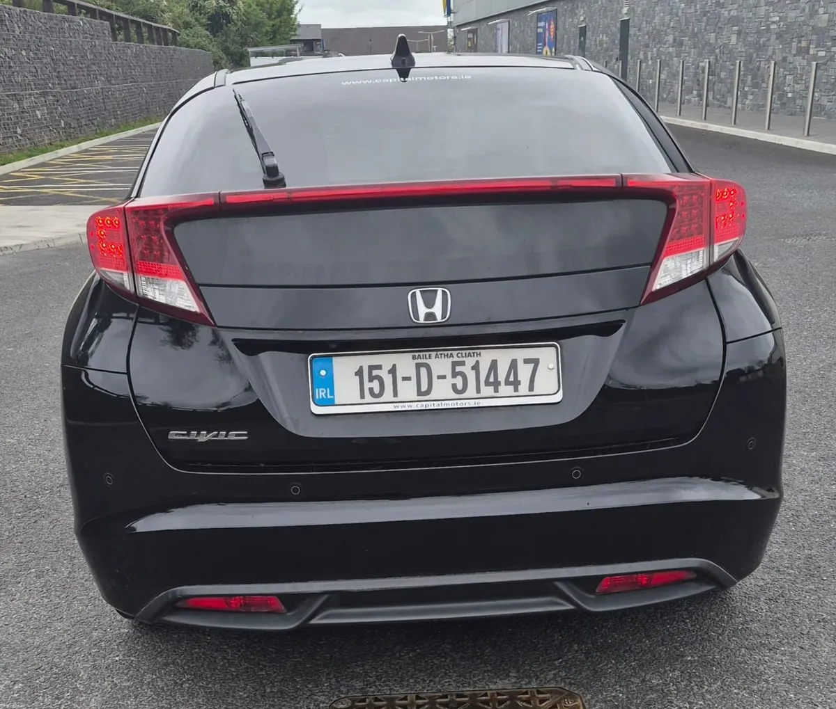 Honda Civic 2015 - Image 1