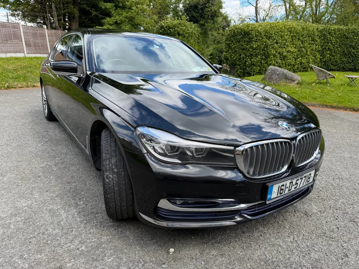 BMW 7 series Huge Spec - Image 1