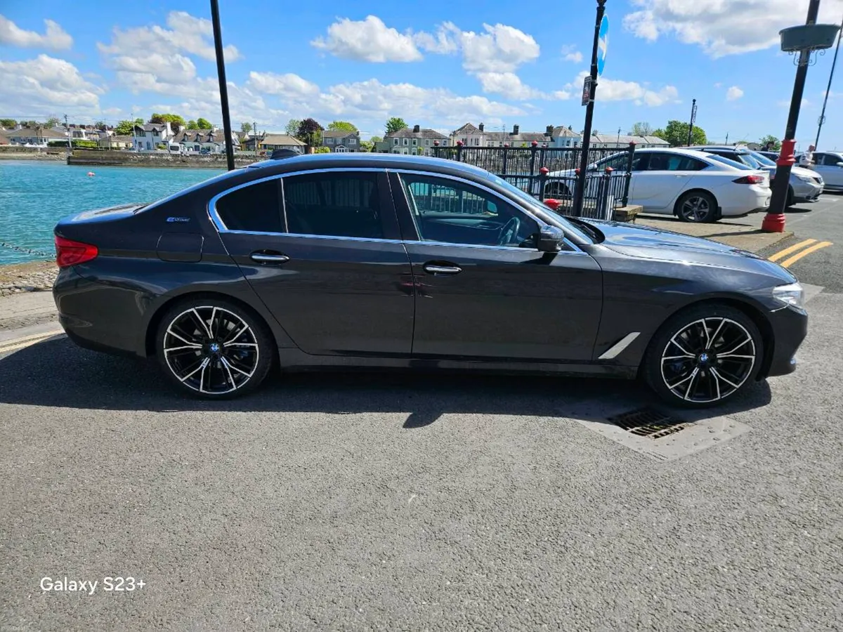 🔥 2017 Bmw 530e 🔥 - Image 4