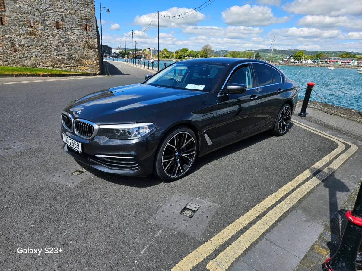 🔥 2017 Bmw 530e 🔥 - Image 2