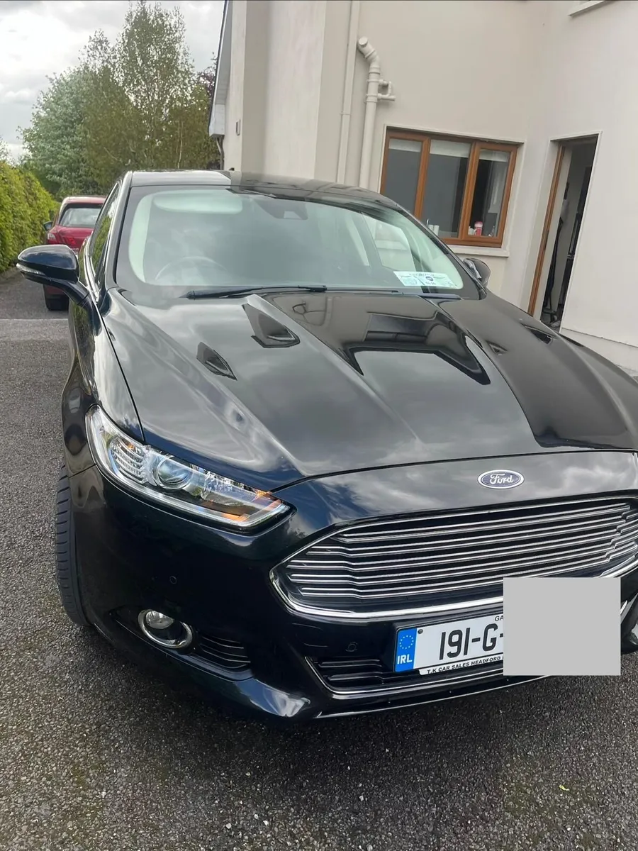 Car - Image 1