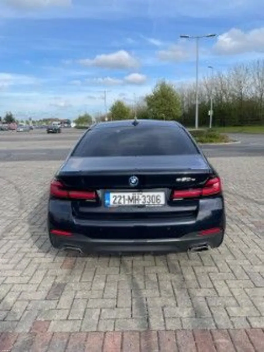 BMW 5-Series 2022 - Image 3