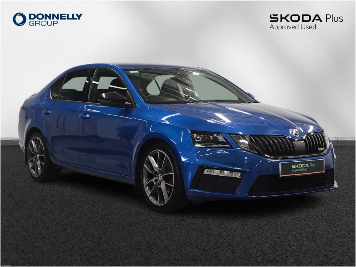 Skoda OCTAVIA Diesel Hatchback vRS - Image 1