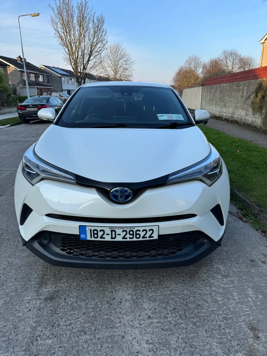 Toyota C-HR 2018 Immaculate condition - Image 1