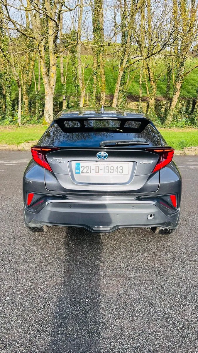 Toyota C-HR - Image 2
