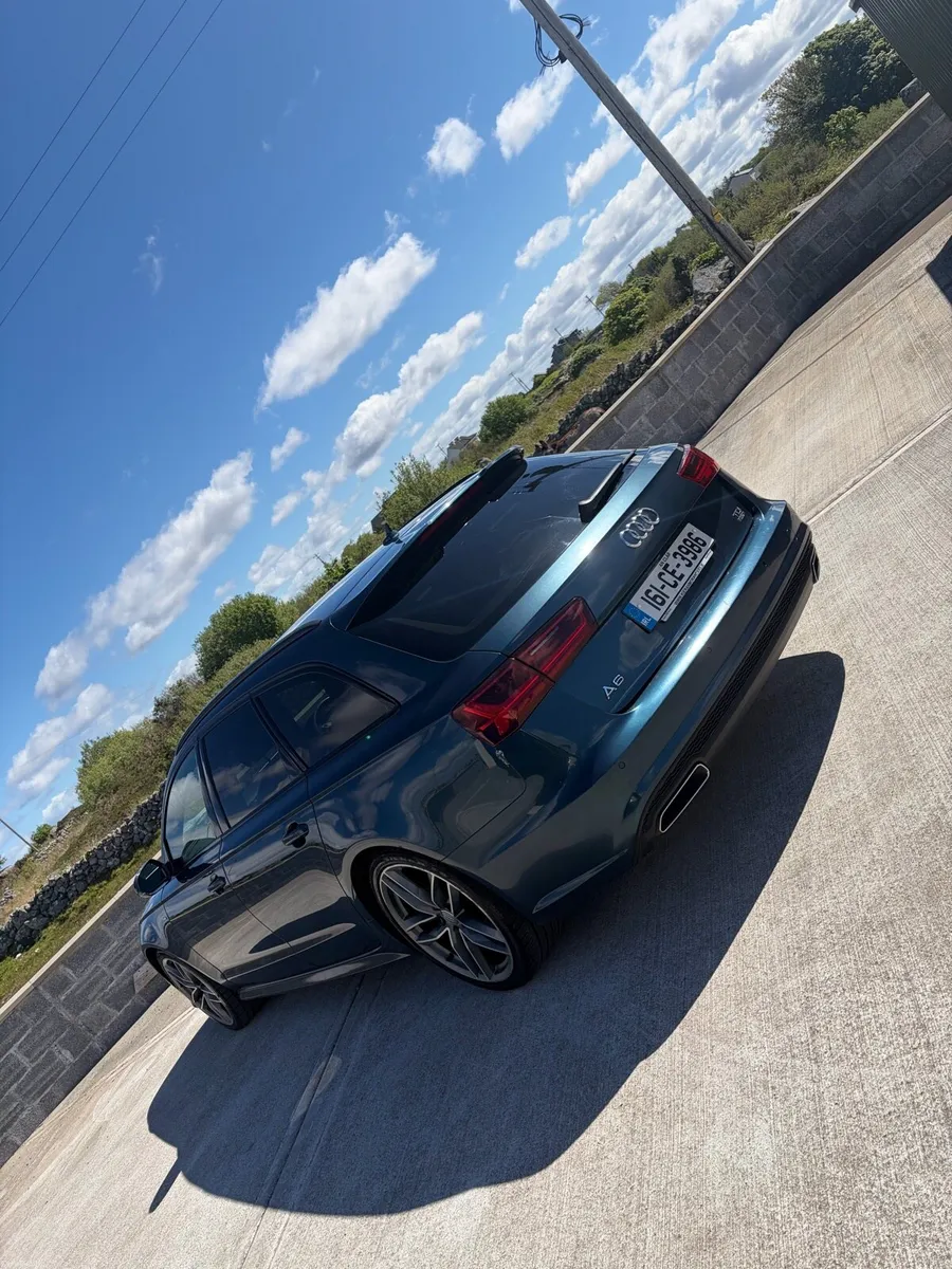 Audi A6 Black Edition Avant - Image 2