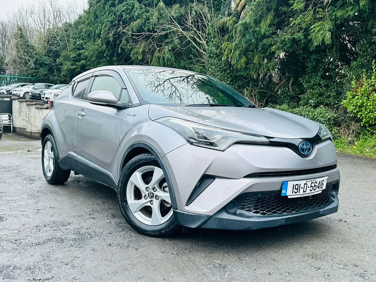 TOYOTA C-HR 2019  PETROL HYBRID  AUTOMATIC 🔥 - Image 1