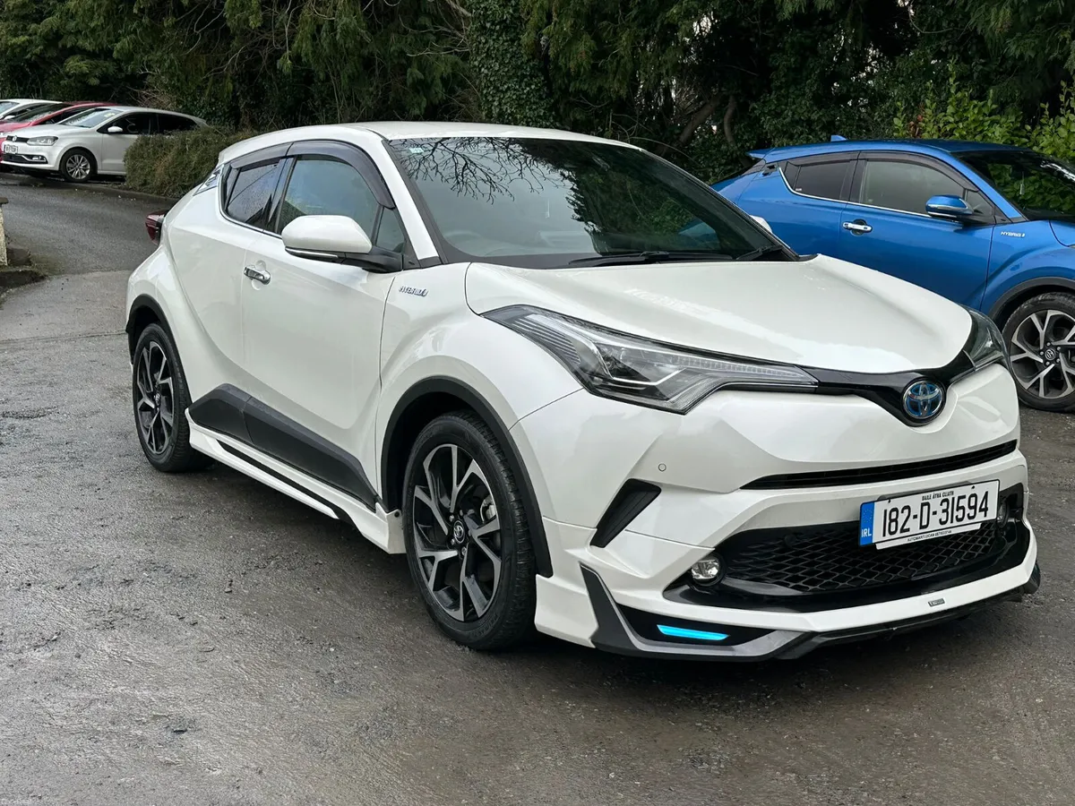 TOYOTA C-HR 2018  PETROL HYBRID  AUTOMATIC 🔥 - Image 3