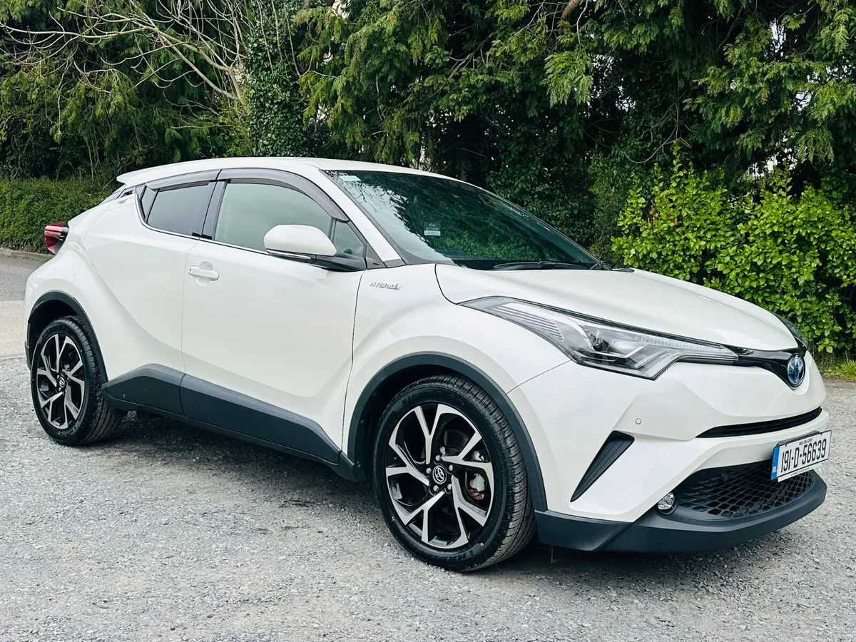 TOYOTA C-HR 2019 HYBRID 47895 KM ONLY 🔥 - Image 4