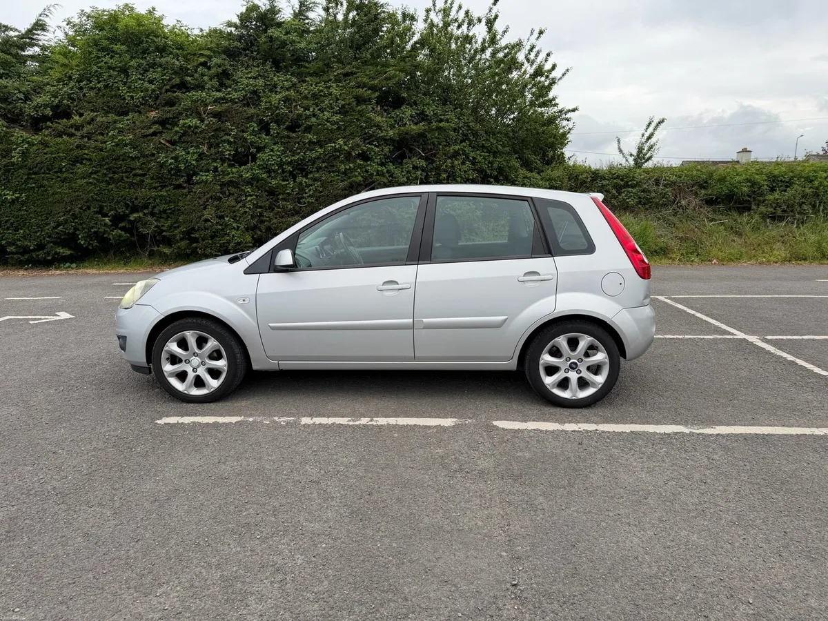 FORD FIESTA 1.2 LOW KM GREAT FIRST CAR !!! - Image 2