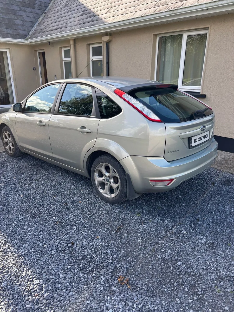 2010 Ford focus - Image 4