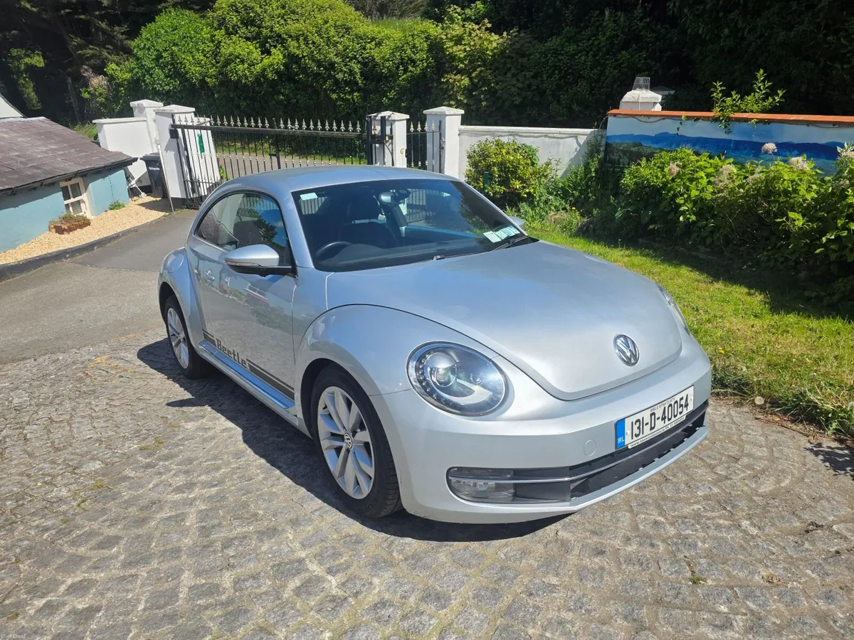 Volkswagen Beetle 2013 - Image 1