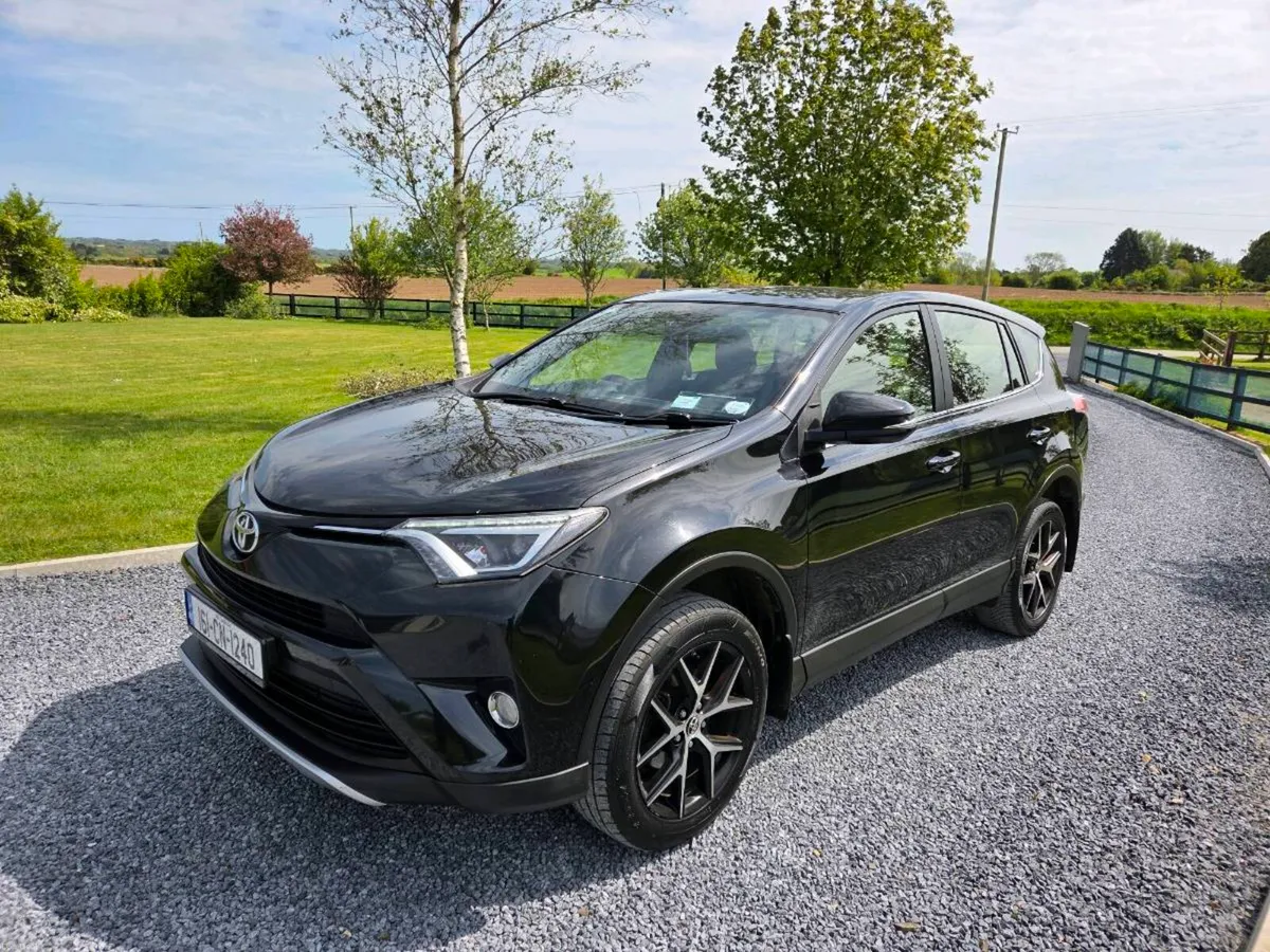 2016 Toyota Rav4 FSH Top spec - Image 1