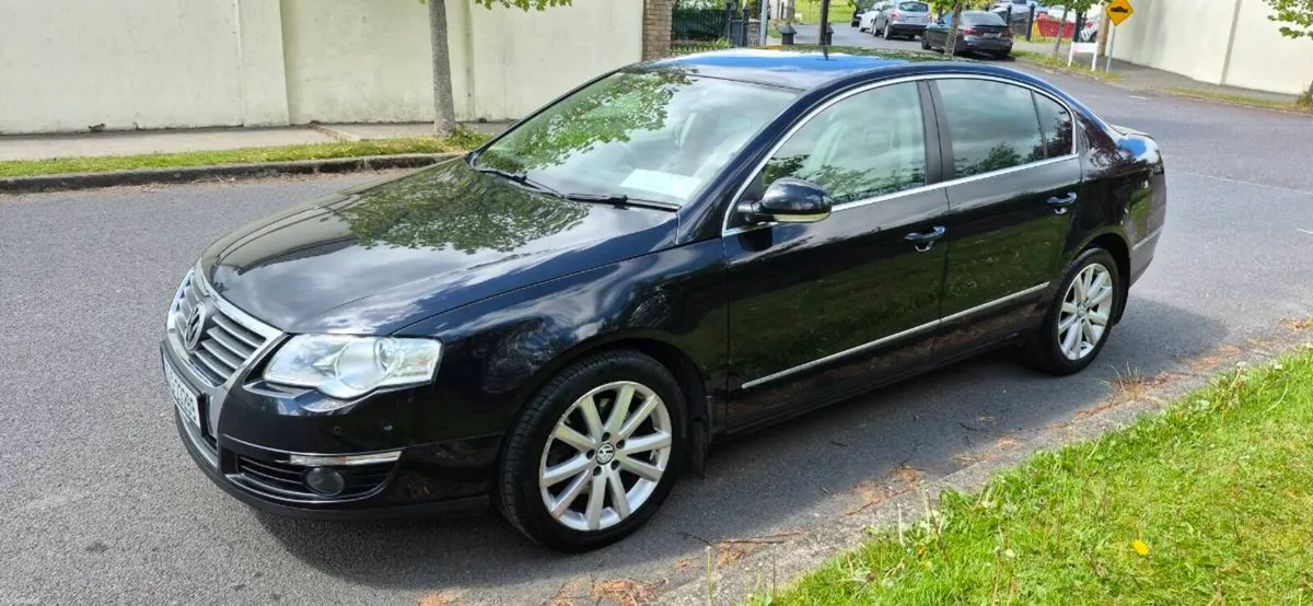 2010 volkswagon passat highline nctd and taxed - Image 1