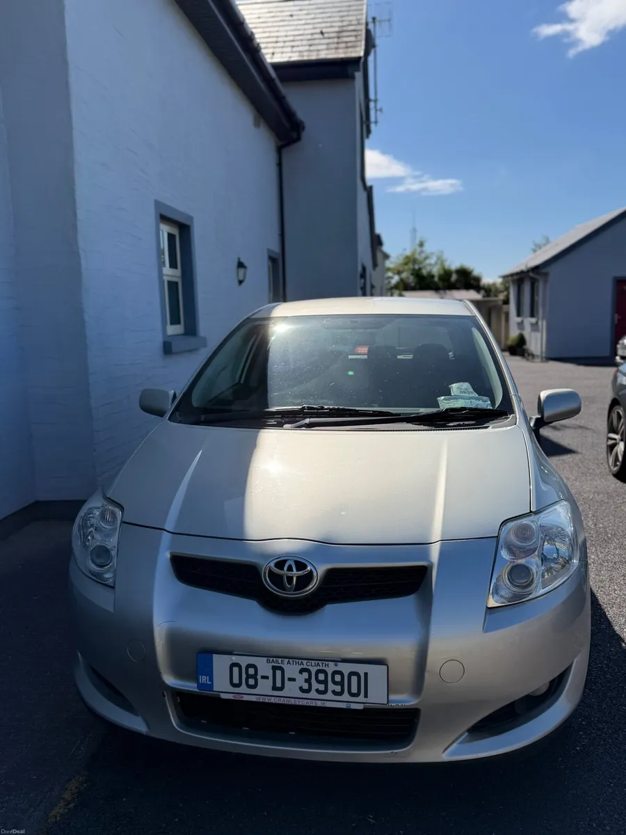 Toyota Auris 2008 - Image 1