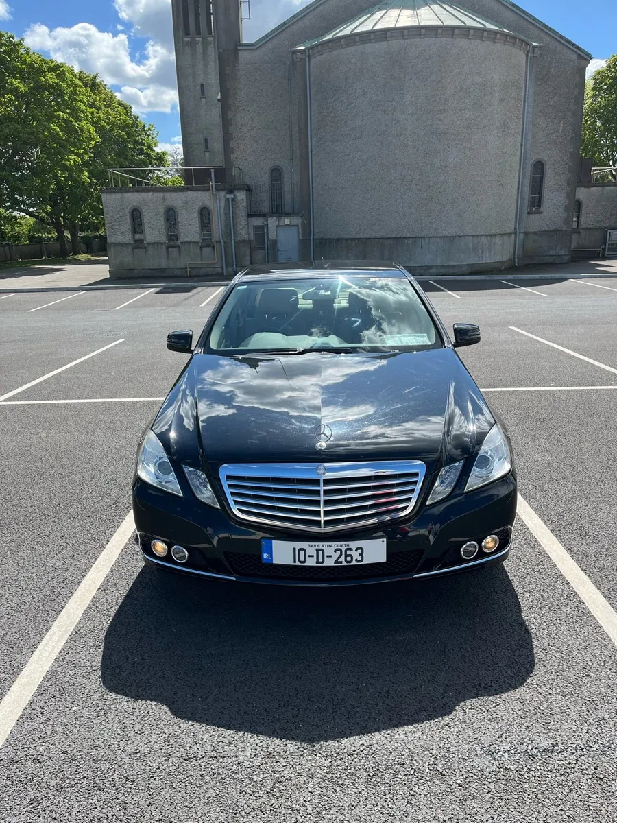 Mercedes Benz E220 Elegance - Image 3