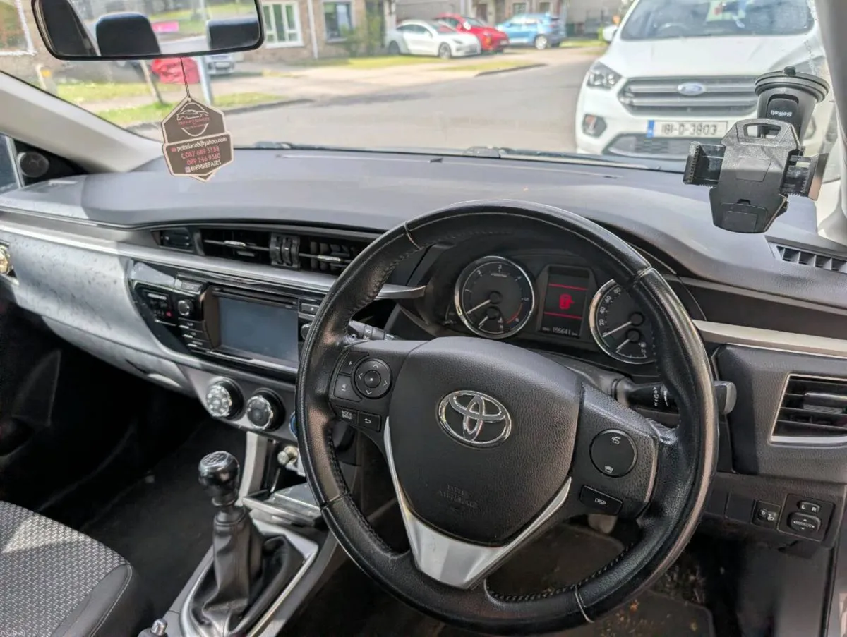 Corolla - Image 2