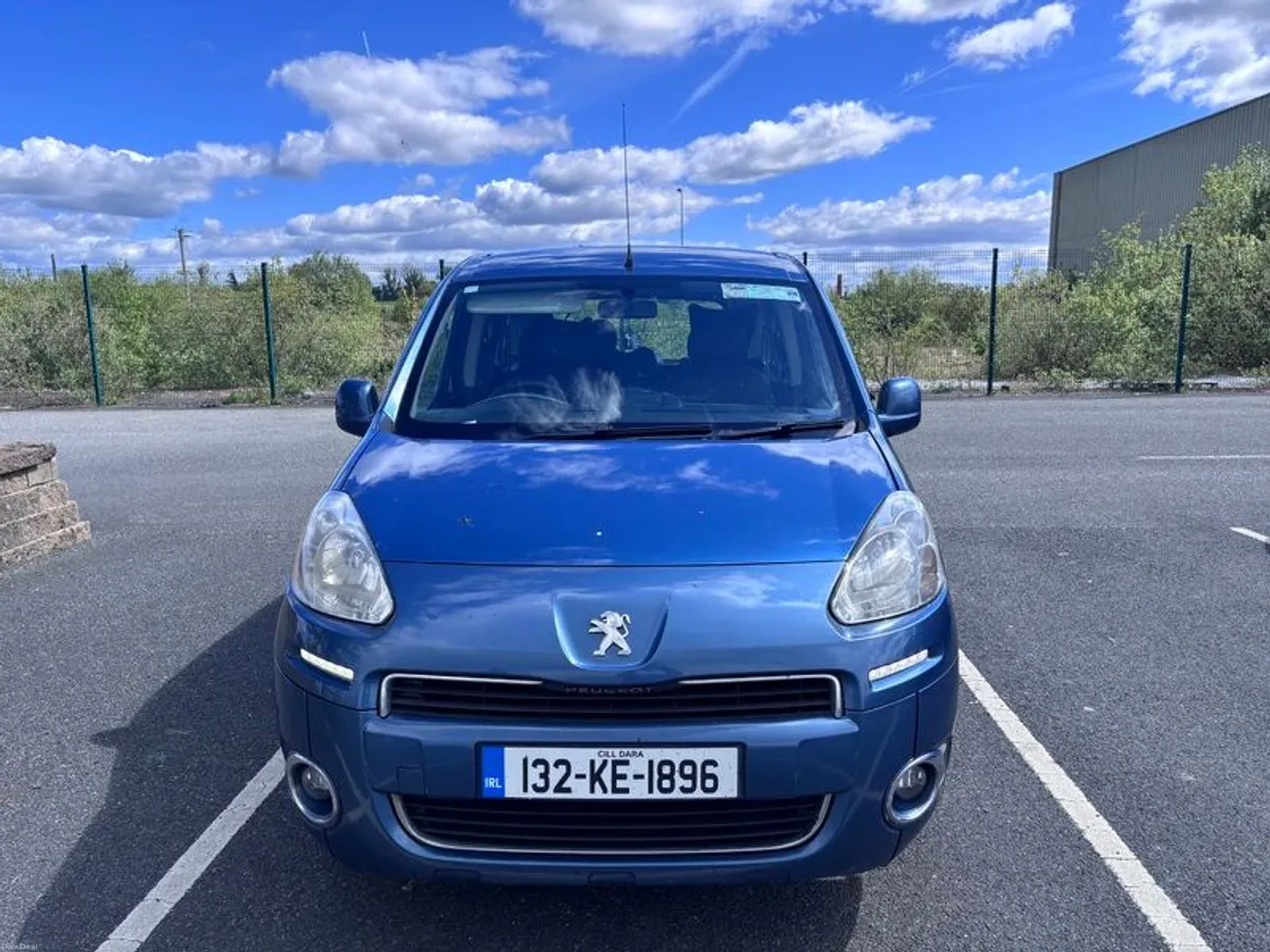 2013 Peugeot Partner Tepee - Image 1