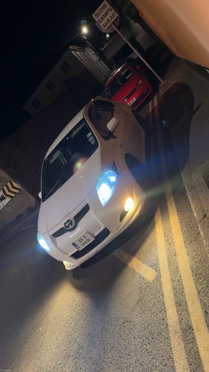 Toyota auris sr180 - Image 3