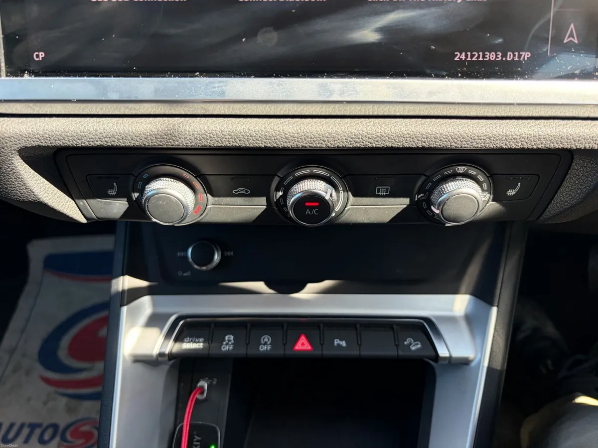 Audi Q3 2019 - Image 4