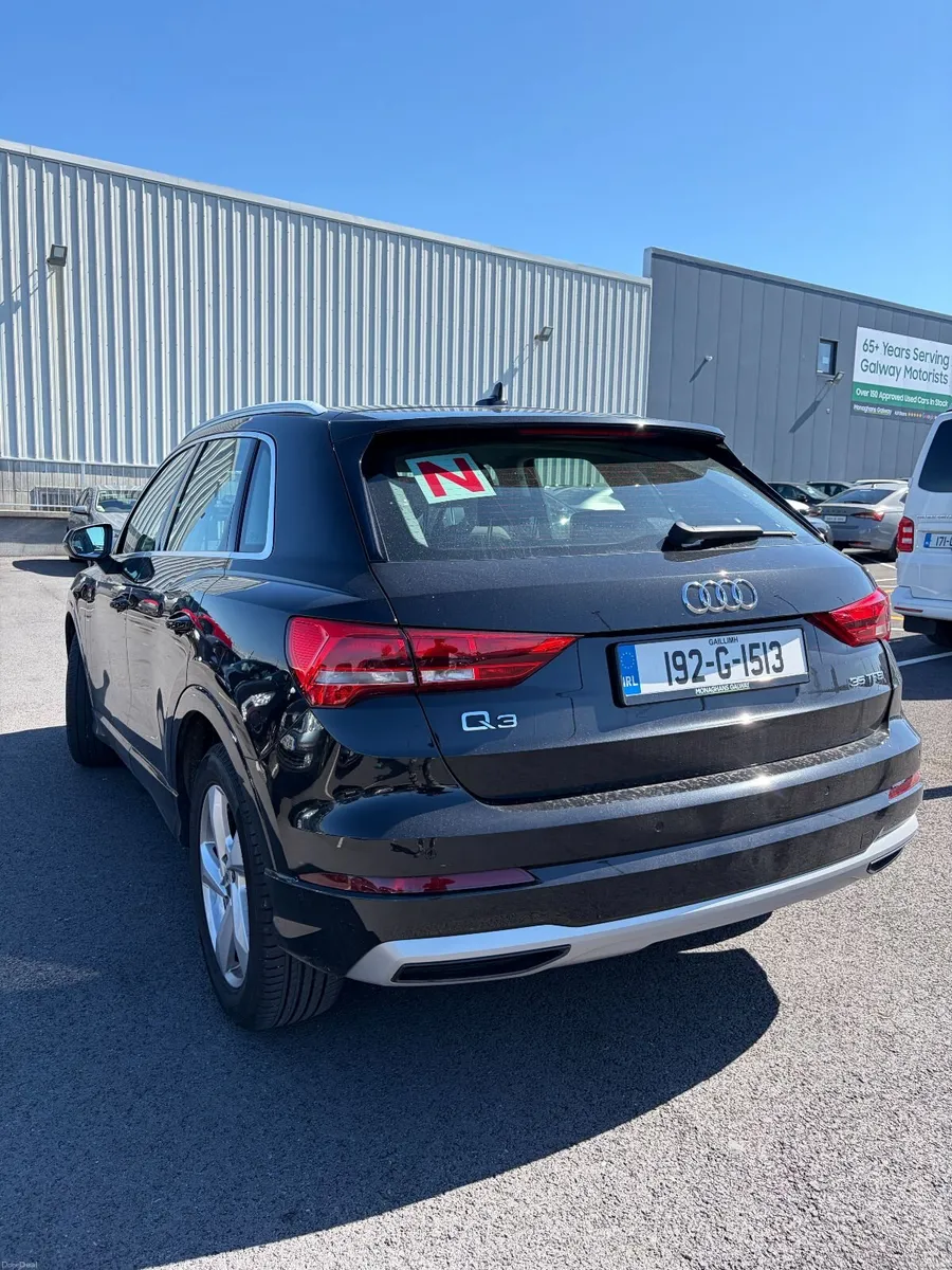 Audi Q3 2019 - Image 2