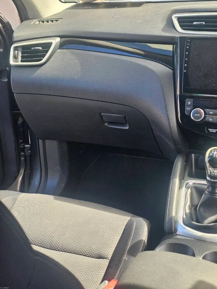 NISSAN QASHQAI - Image 5