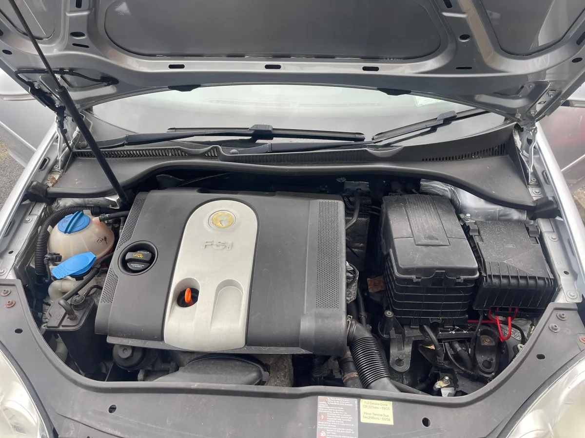 Volkswagen Golf 2006 - Image 3