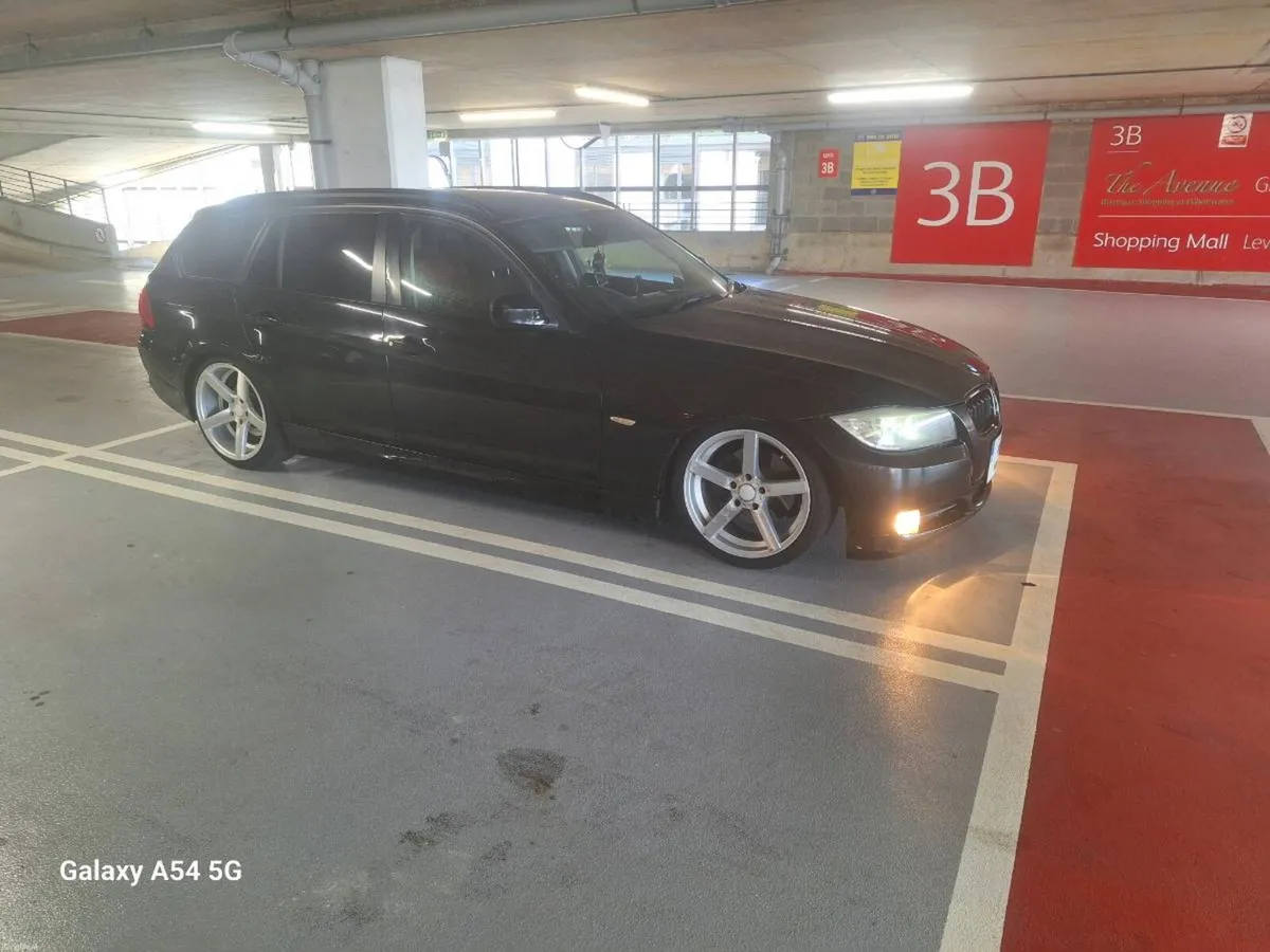 E91 - Image 2