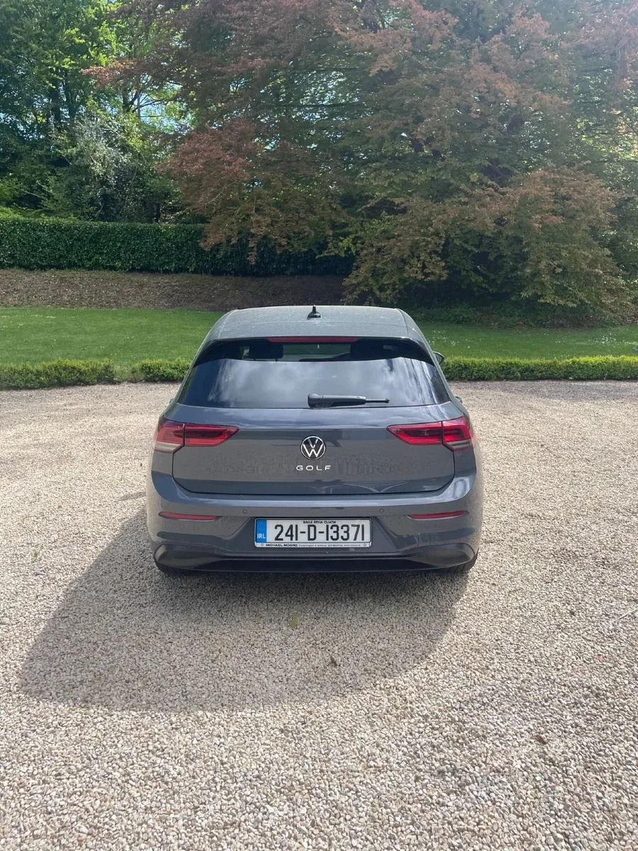 Volkswagen Golf 2024 - Image 3