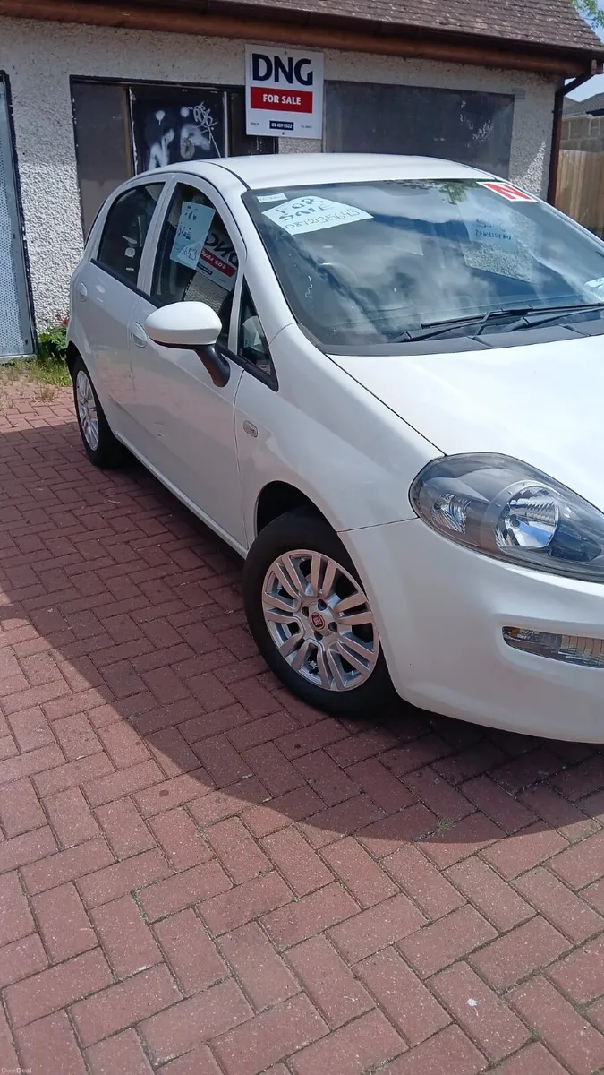 Fiat Punto 2016 - Image 2