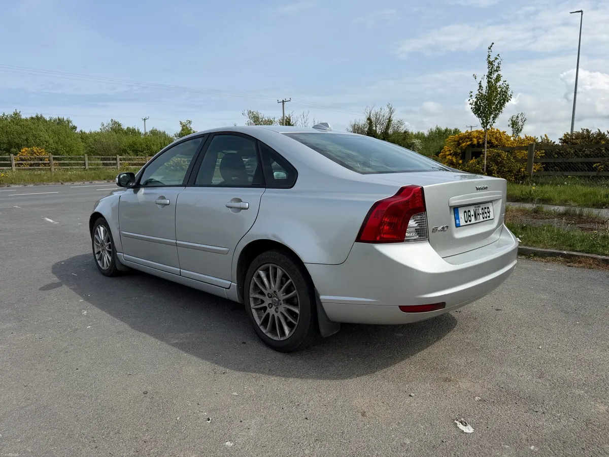 Volvo S40 - Image 4