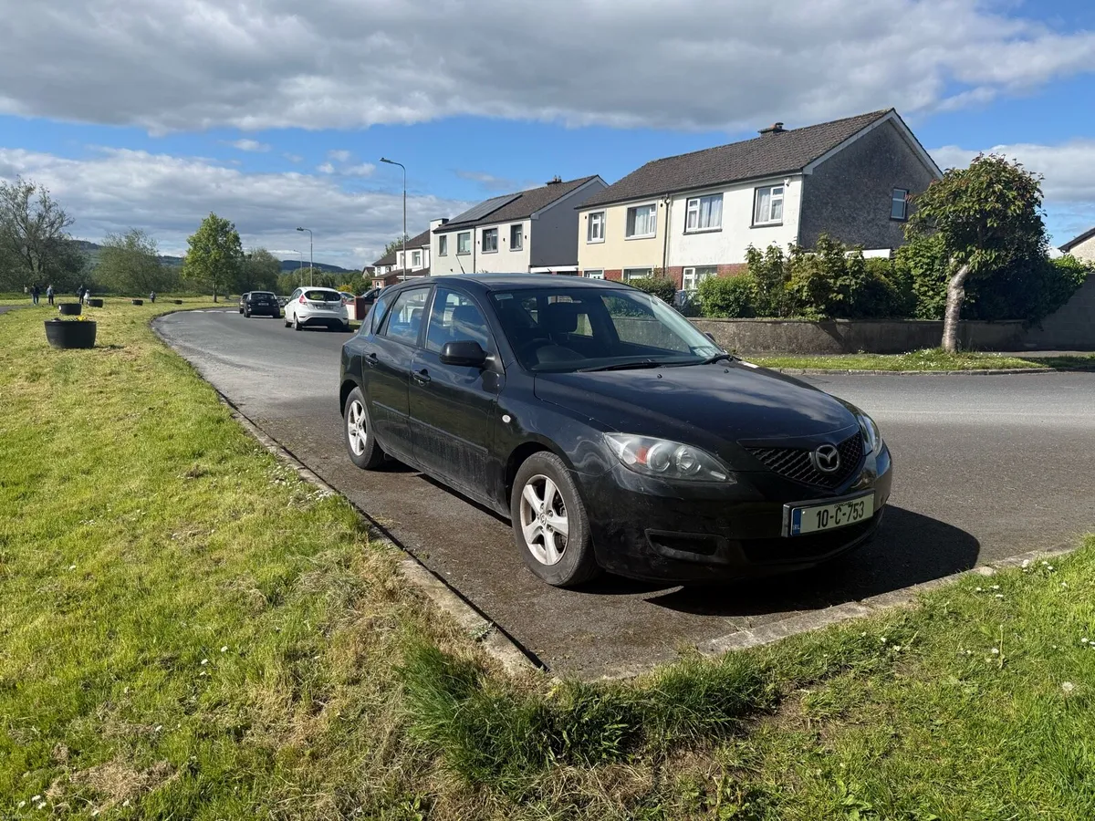 Mazda 3 - Image 2