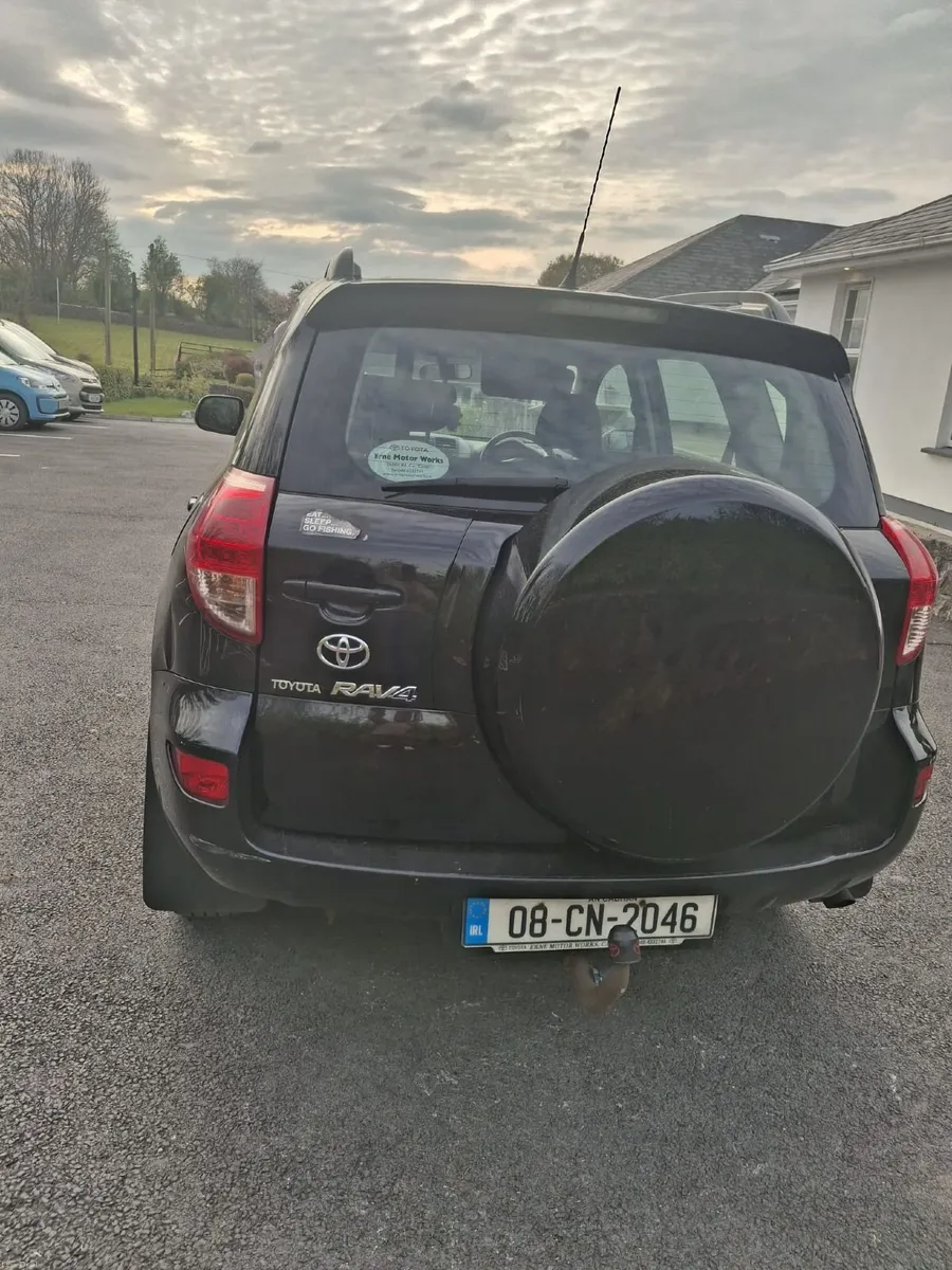 Toyota RAV4 2008 - Image 2