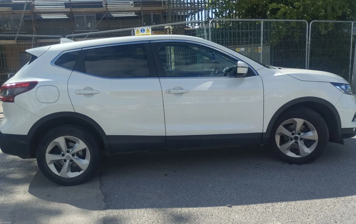 Nissan Qashqai 2018 - Image 2