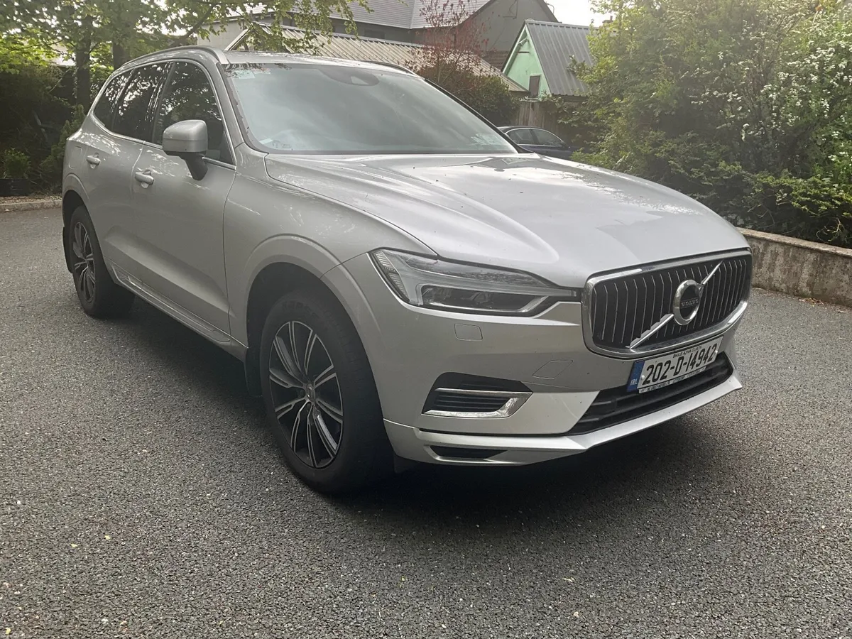 2020 Volvo XC60 T8 Inscription - Image 1