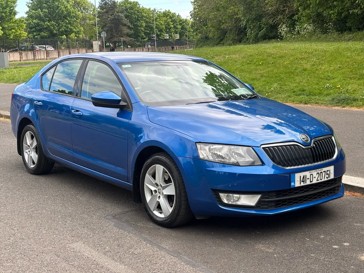 Skoda Octavia Ambition 1.6 Diesel - Image 2