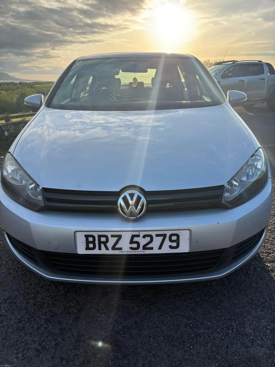 Volkswagen Golf 2010 - Image 3
