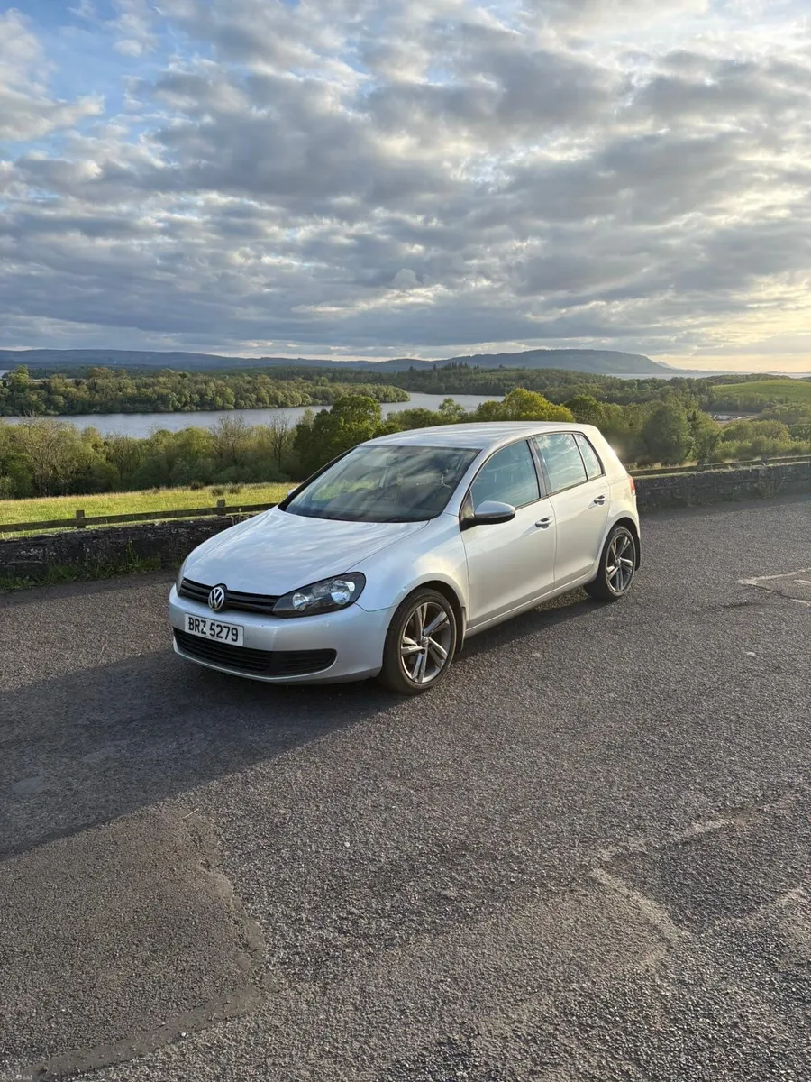 Volkswagen Golf 2010 - Image 4