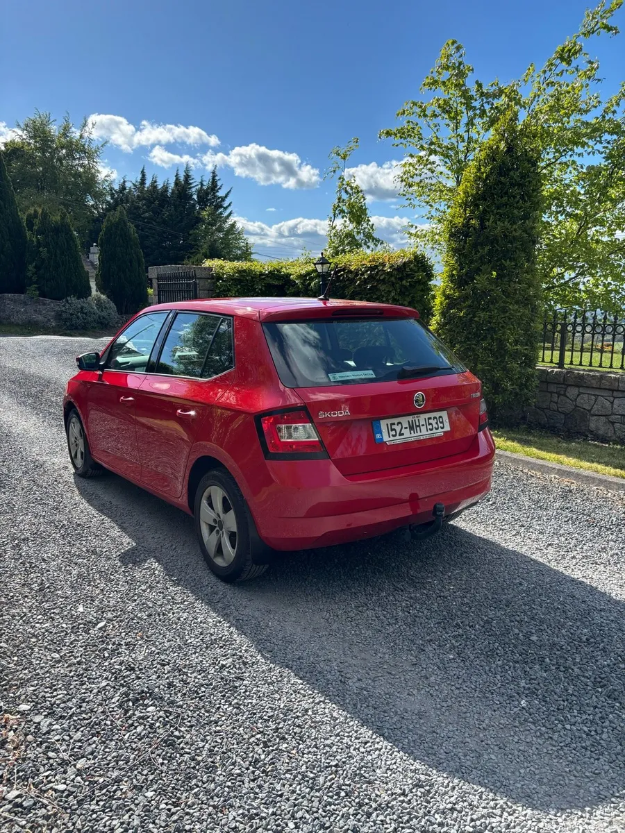 Car - Image 4